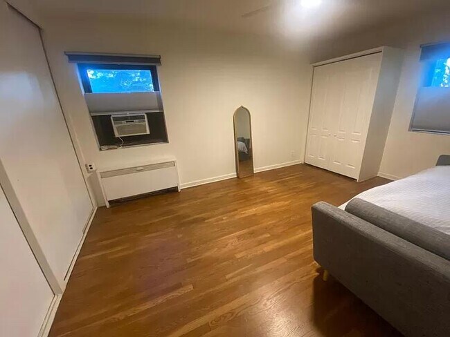 Foto del edificio - 3060 Edwin Ave