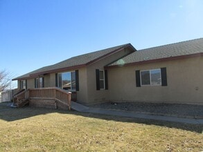Building Photo - 585 N Mesa St