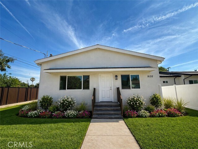 Building Photo - 9132 Balcom Ave