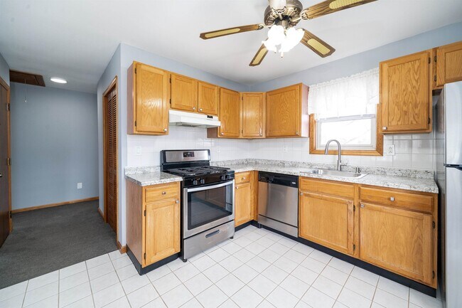 Building Photo - 62 Argyle Pl