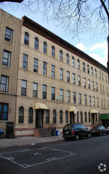 Foto del edificio - 86 Grove St