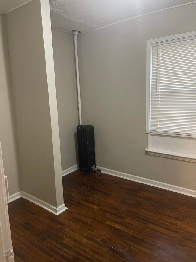 Foto del edificio - 836 N Larch St