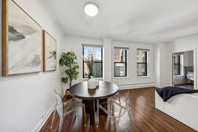 Photo - The Seneca Apartments