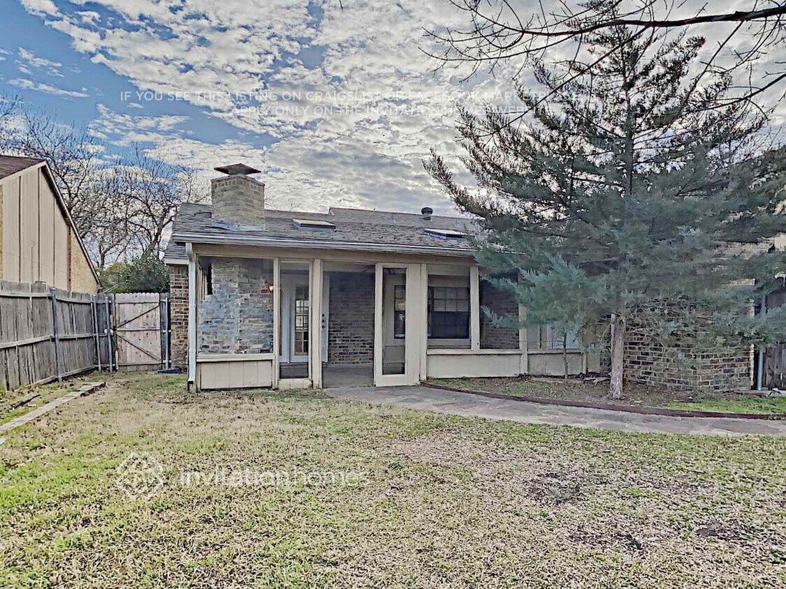 Foto del edificio - 419 Timberbend Trail