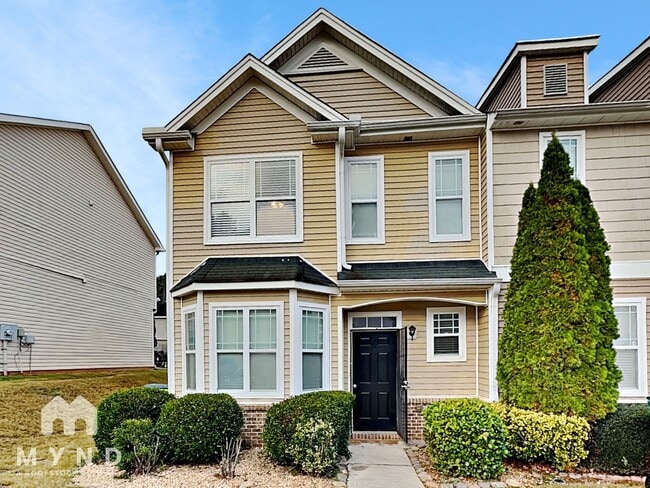 Building Photo - 6204 Ellenwood Dr