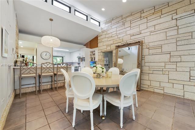 Foto del edificio - 9315 SW 61st Ct