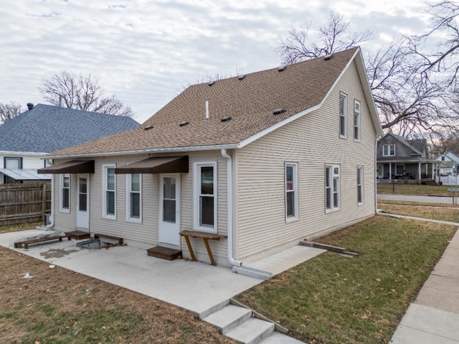 Building Photo - 6602 Ballard Ave