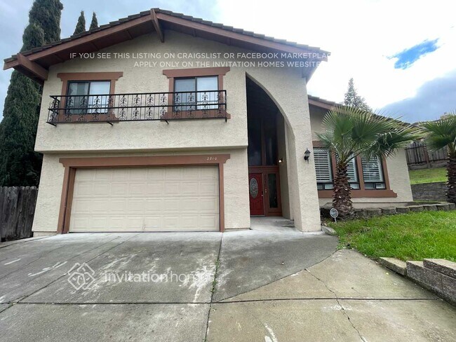 Building Photo - 2810 Iris Ct