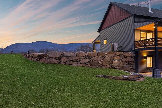 Building Photo - 4390 NY-32