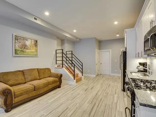 Foto del edificio - 2815 W 25th St
