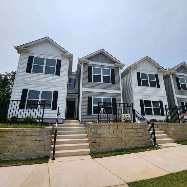 Building Photo - New Townhome for rent in N. Raleigh