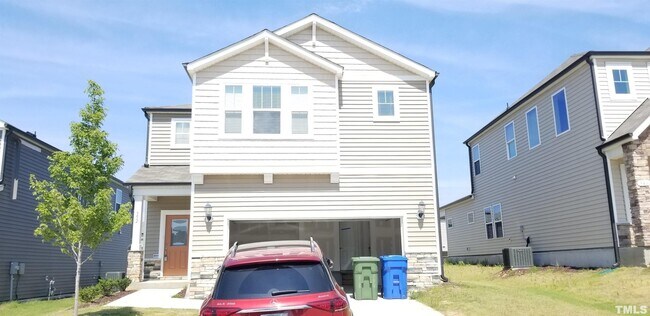 Building Photo - 352 Wilbur Lake Dr