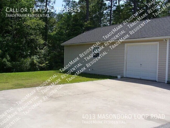 Foto del edificio - 4013 Masonboro Loop Rd