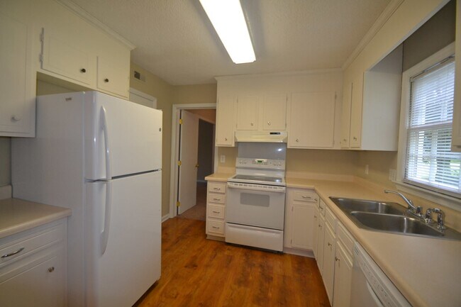 Foto del edificio - 7315 Palmetto Ct