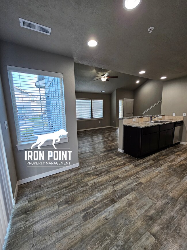 Foto del edificio - JE944