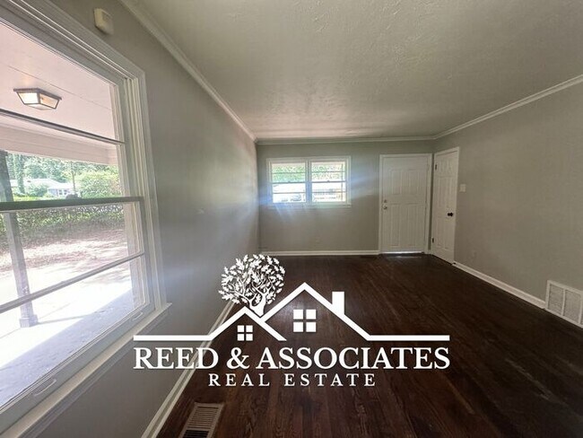 Foto del edificio - 4 Bedroom in Shelby Forest- Frayser