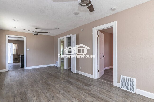 Foto del edificio - 4316 Indiana Ave