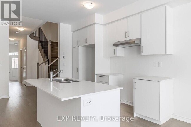 Building Photo - 129 Shepherd Dr