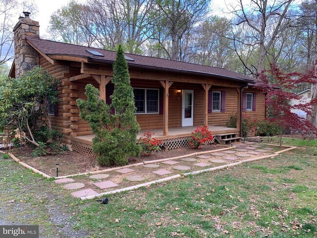 Building Photo - 7 Glade Dr
