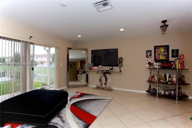 Building Photo - 8986 Chambers St