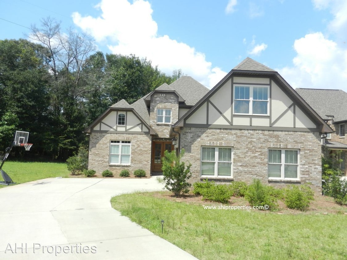 Primary Photo - 4 br, 3.5 bath House - 5211 Brookside Pass