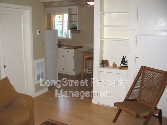 Foto del edificio - 3140 NW Grant Ave