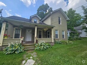 Building Photo - 444 Carthage Ave