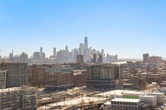 Building Photo - 350 Mountain Rd