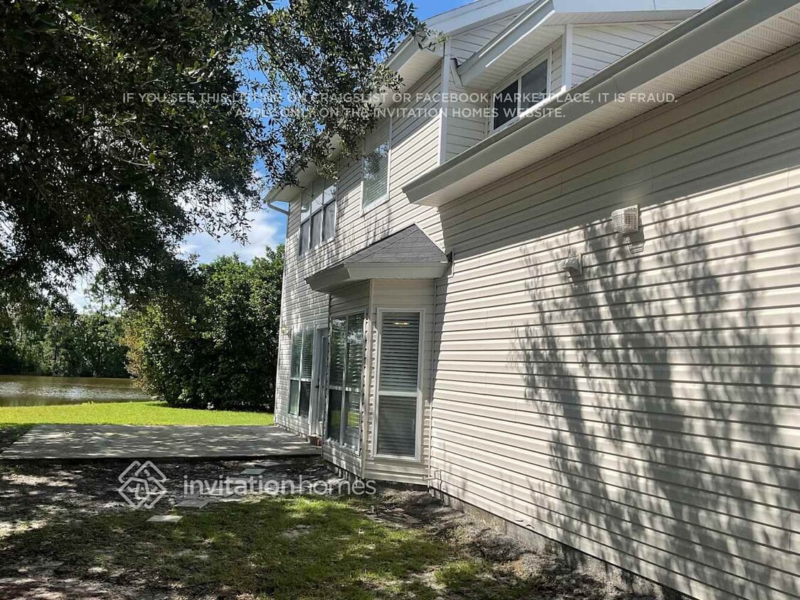 Foto del edificio - 12886 Dunns View Dr