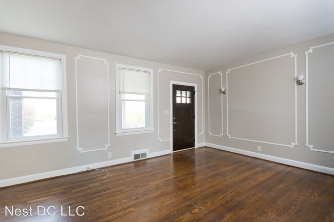Building Photo - 3 br, 2 bath Apartment - 1316 Upshur ST NW