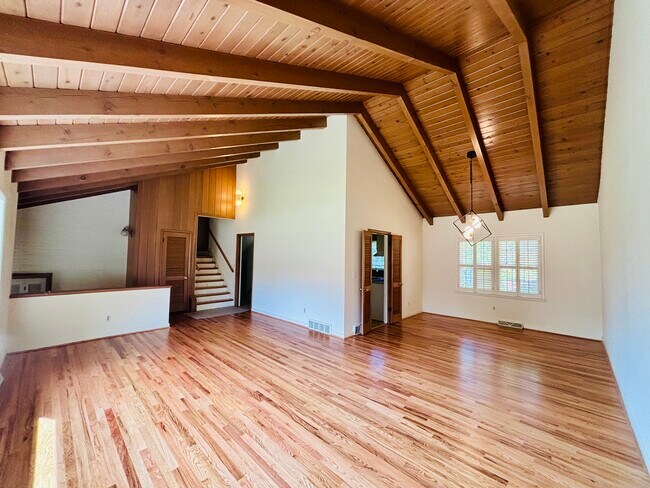 Foto del edificio - 7743 Highgate Pl