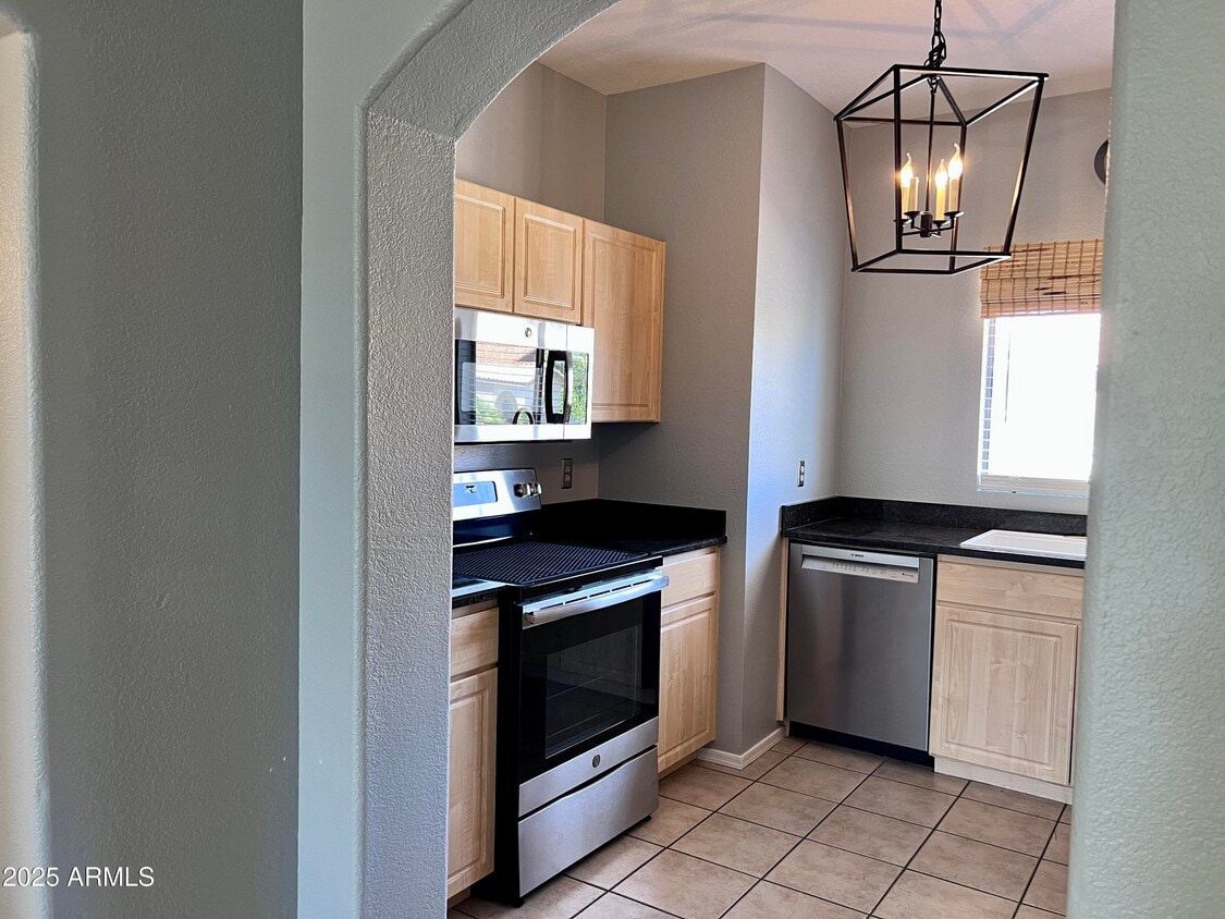 Foto principal - 9600 N 96th St