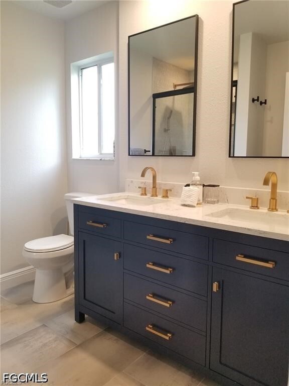 Foto del edificio - 7774 Jewel Ln