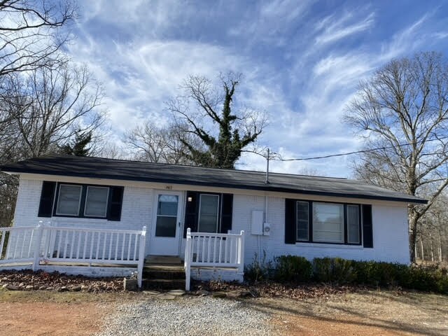 Foto principal - 1463 Beacon Light Rd