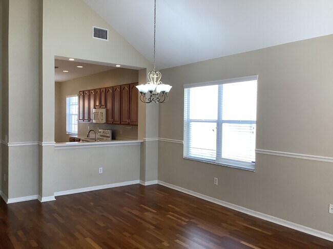 Foto del edificio - 30722 Pumpkin Ridge Drive