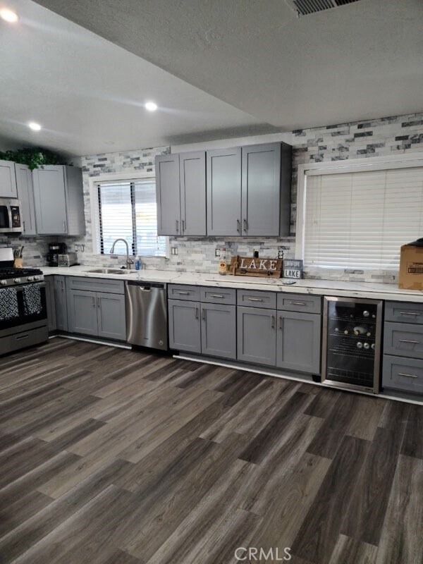 Foto del edificio - 27609 Silver Lakes Pkwy