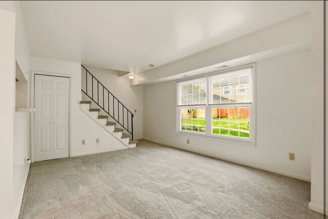 Foto del edificio - Updated 2 Bedroom Condo for Rent in Saginaw Township