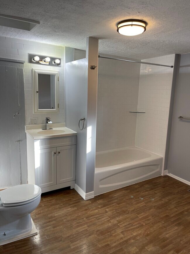 Cocina3-2-2 - 111 West Ave