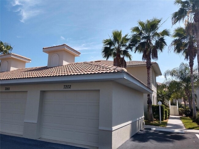 Foto del edificio - 7202 L Pavia Blvd