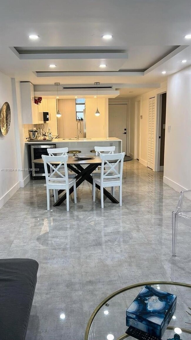 Building Photo - 2903 N Miami Beach Blvd