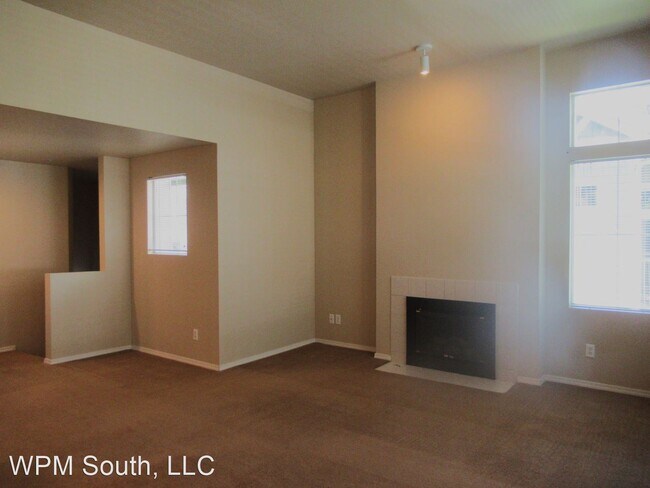 Building Photo - 2 br, 2 bath House - 2170 Newport Way NW