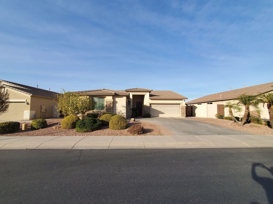 Primary Photo - 3 BEDROOM WITH POOL AND HOBBY SHED