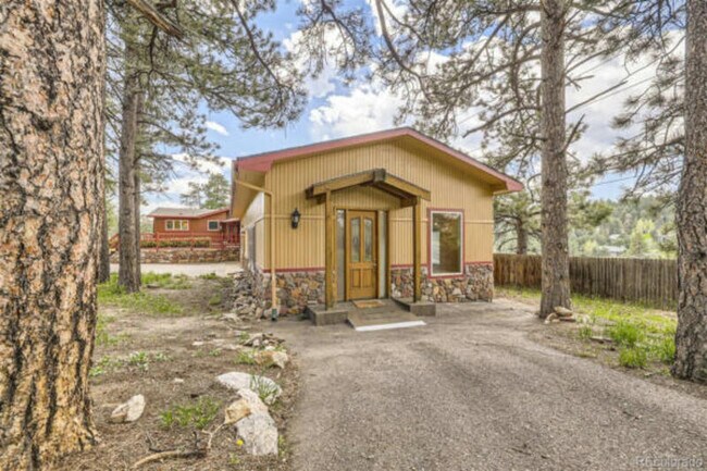 Building Photo - 3959 Ponderosa Ln