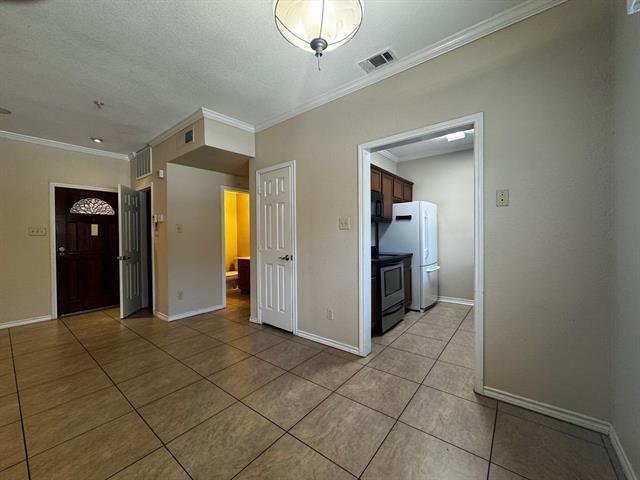 Foto del edificio - 6006 Auburndale Ave
