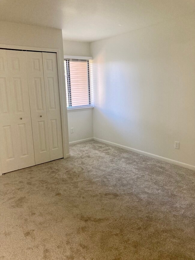 8739 Green Willow St Unit 10, Brighton, MI 48116 Condo for Rent in