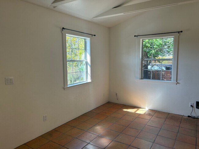 Foto del edificio - 1218 Blanchard St
