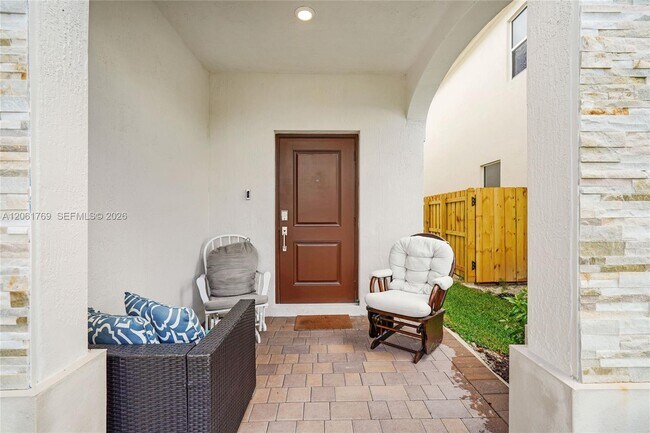 Foto del edificio - 2629 SE 24th Ct
