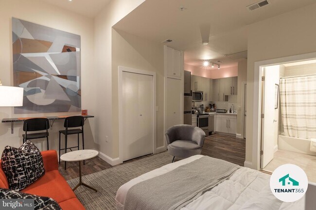 Foto del edificio - 8 E Fayette St