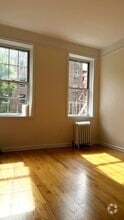 Building Photo - 117 W 13th St