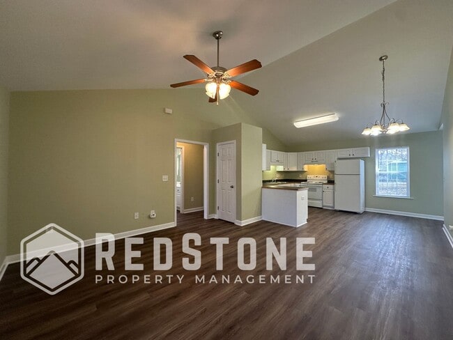 Building Photo - 2224 May Dr